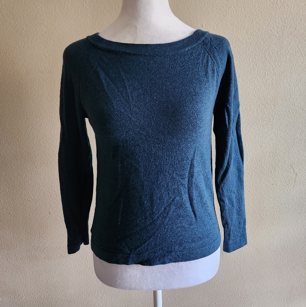 100% merino wool Banana Republic